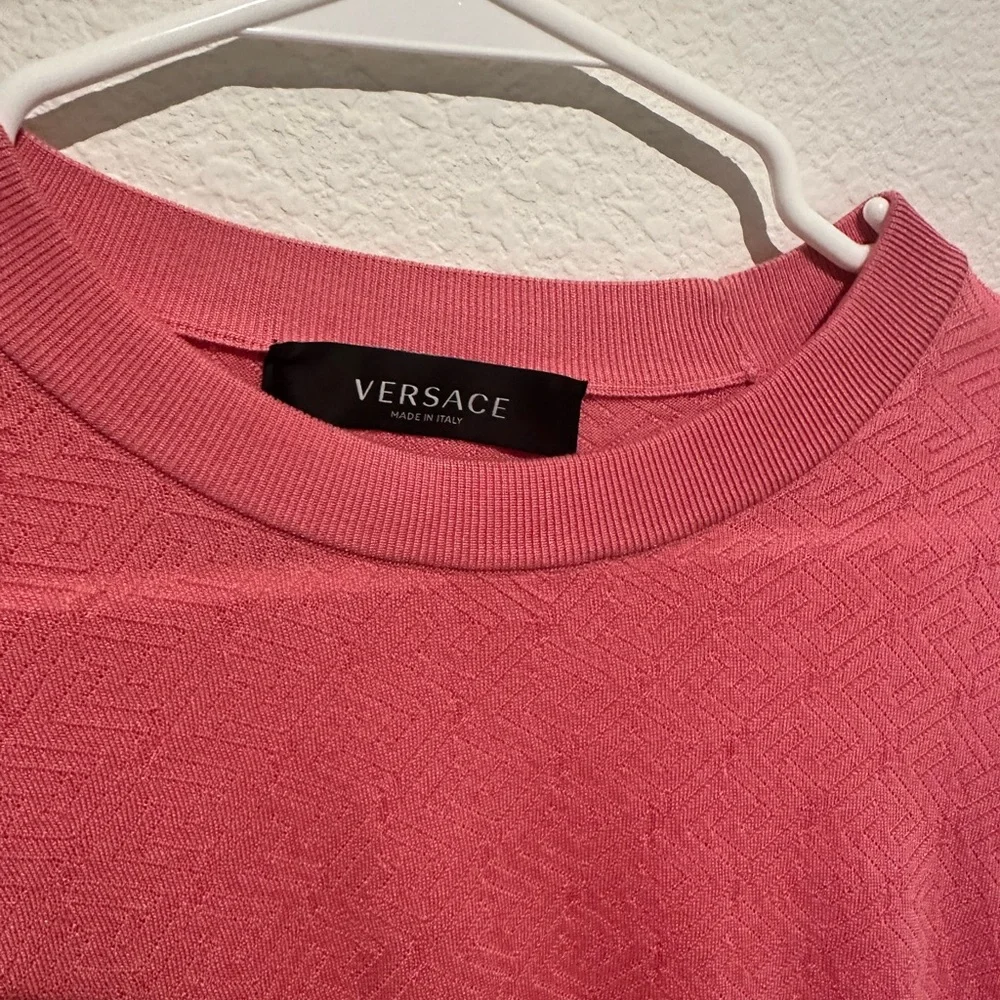 Men’s Versace Sweater(Authentic) - Picture 2 of 5